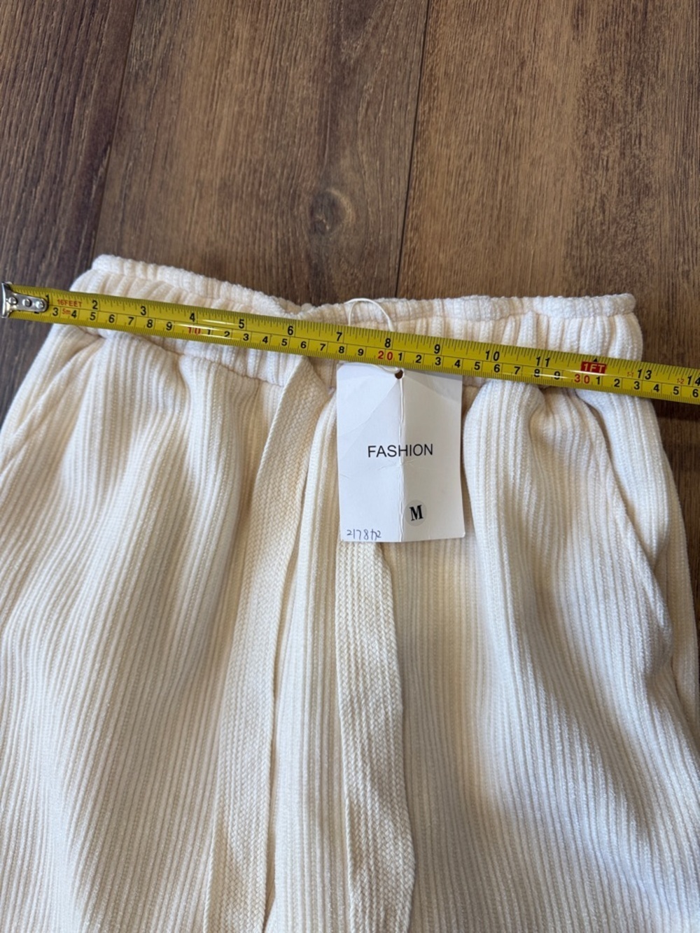 Cream Ribbed Drawstring Lounge Pants. Size M - Picture 7 of 11